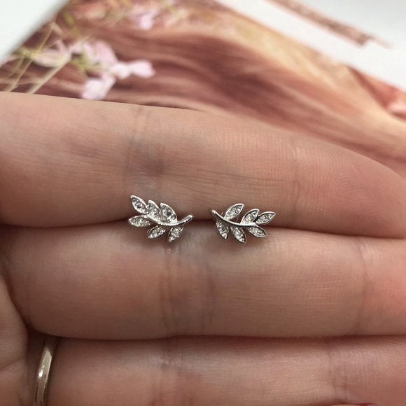 Sterling Silver 925 Stud Earrings - Picture 2 of 3